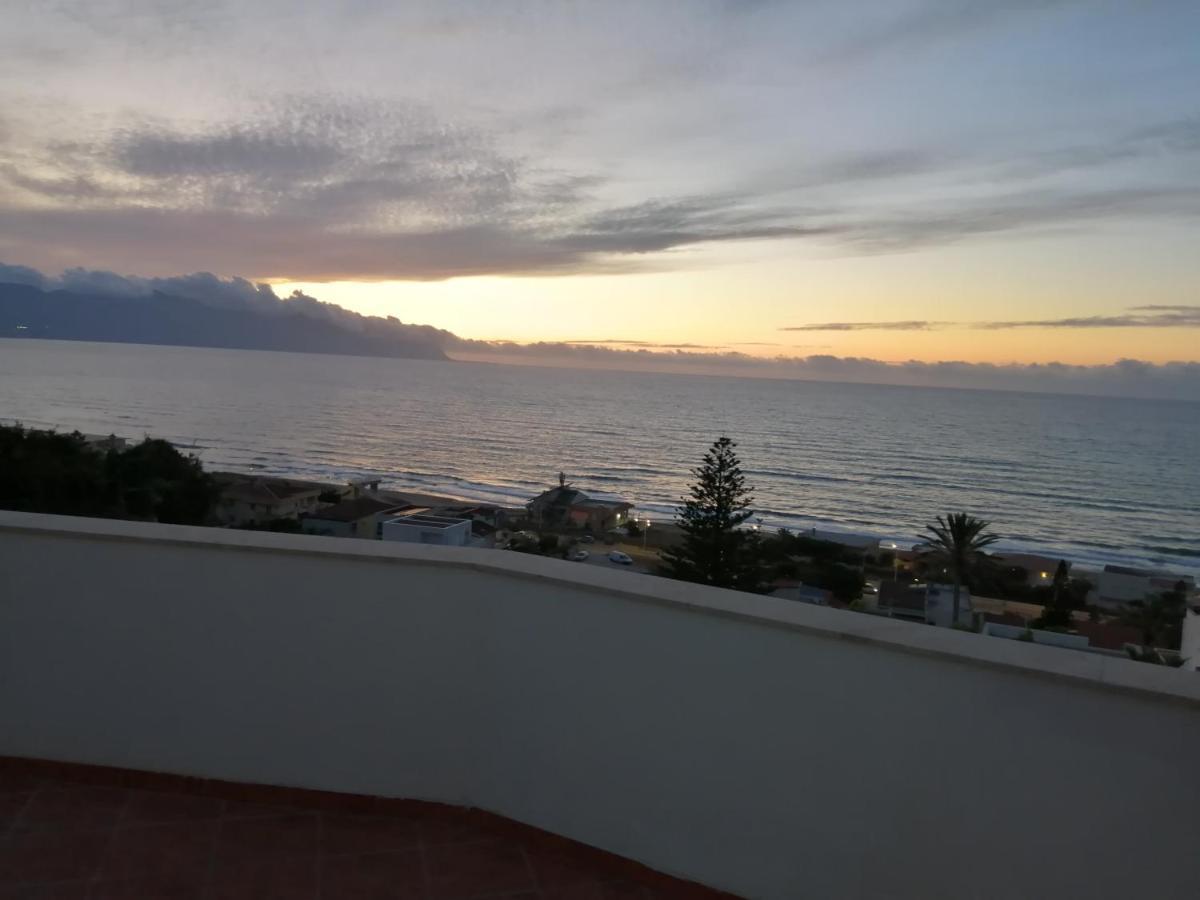Casa Vacanze Helimos Villa Алкамо Марина Екстериор снимка